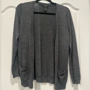 Ann Taylor women’s grey cardigan. Size M.